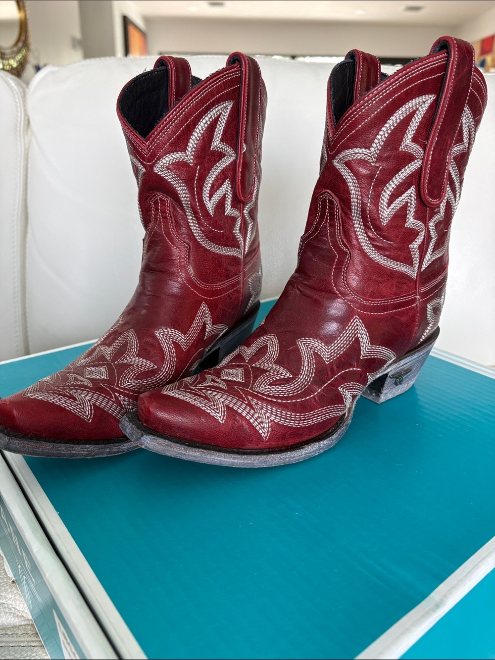Lane Saratoga Bootie Women's Red Western with Embroidered Detail used gently